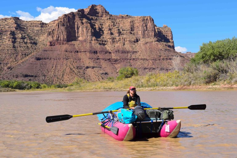 man rowing RMR phat cat desolation canyon